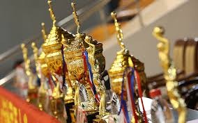 TA：皇马球星团队深度介入更衣室，阿隆索管理面临额外挑战