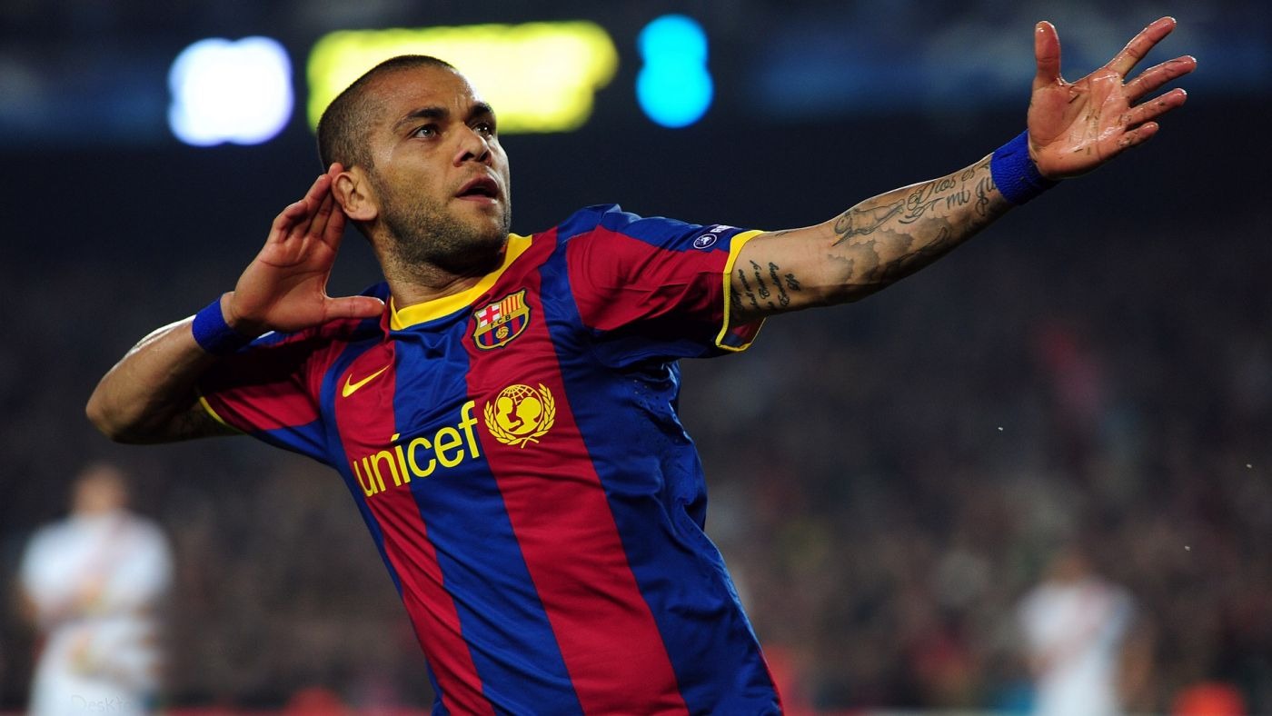 手感逐渐回暖 东契奇甜点位三分果断出手精准发炮